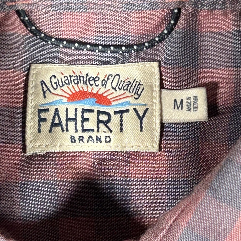 Faherty The Movement Shirt Mens Medium Pink Blue Gingham Plaid Button Down Long - Picture 7 of 16